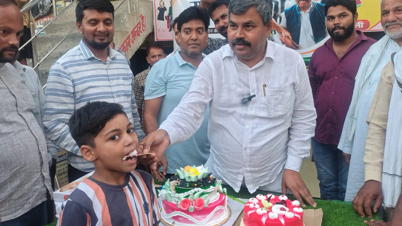 राहुल गांधी के जन्मदिवस पर महराजगंज में कांग्रेस कार्यकर्ताओं ने मनाया उत्सव, जनहित की राजनीति को बताया प्रेरणा स्रोत