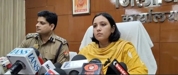 बस्ती जिले में कुल 1952 ताज़िया रखे जाएंगे जिसकी निगरानी के लिए 1400 सीसीटीवी कैमरे निगरानी में संपन्न होगा