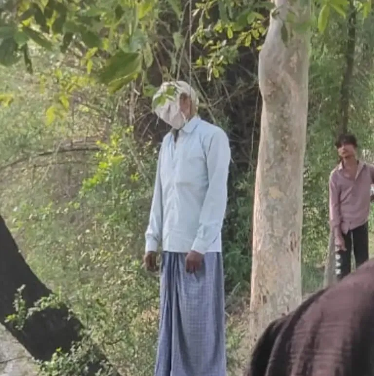 बस्ती में नहीं थम रहा मौत का सिलसिला, थाल्हापार में अर्जुन के पेड़ से लटकता मिला 55 वर्षीय ग्रामीण का शव