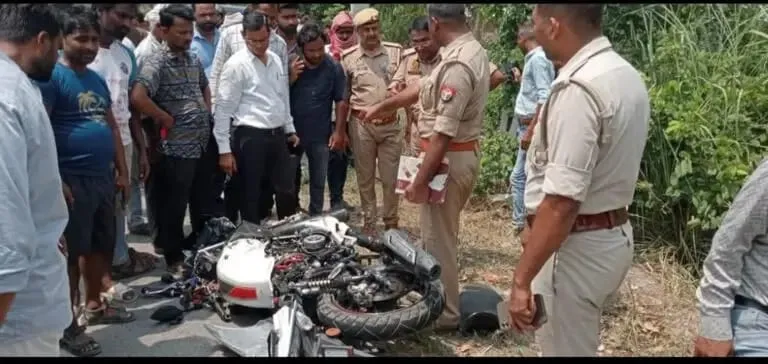 डग्गामार मिनी बस की टक्कर से पुलिसकर्मी की मौत, क्षेत्र में शोक और आक्रोश
