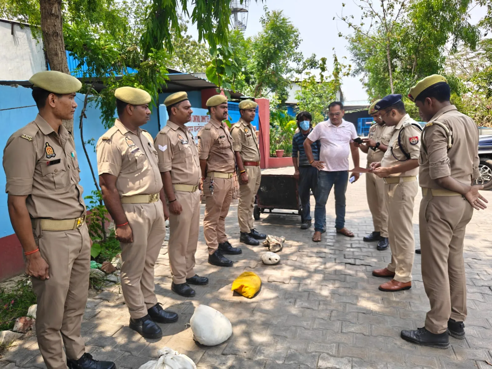 गोरखपुर पुलिस का 'ऑपरेशन दहन' सफल, 1.61 करोड़ रुपये से अधिक के मादक पदार्थ किए गए नष्ट