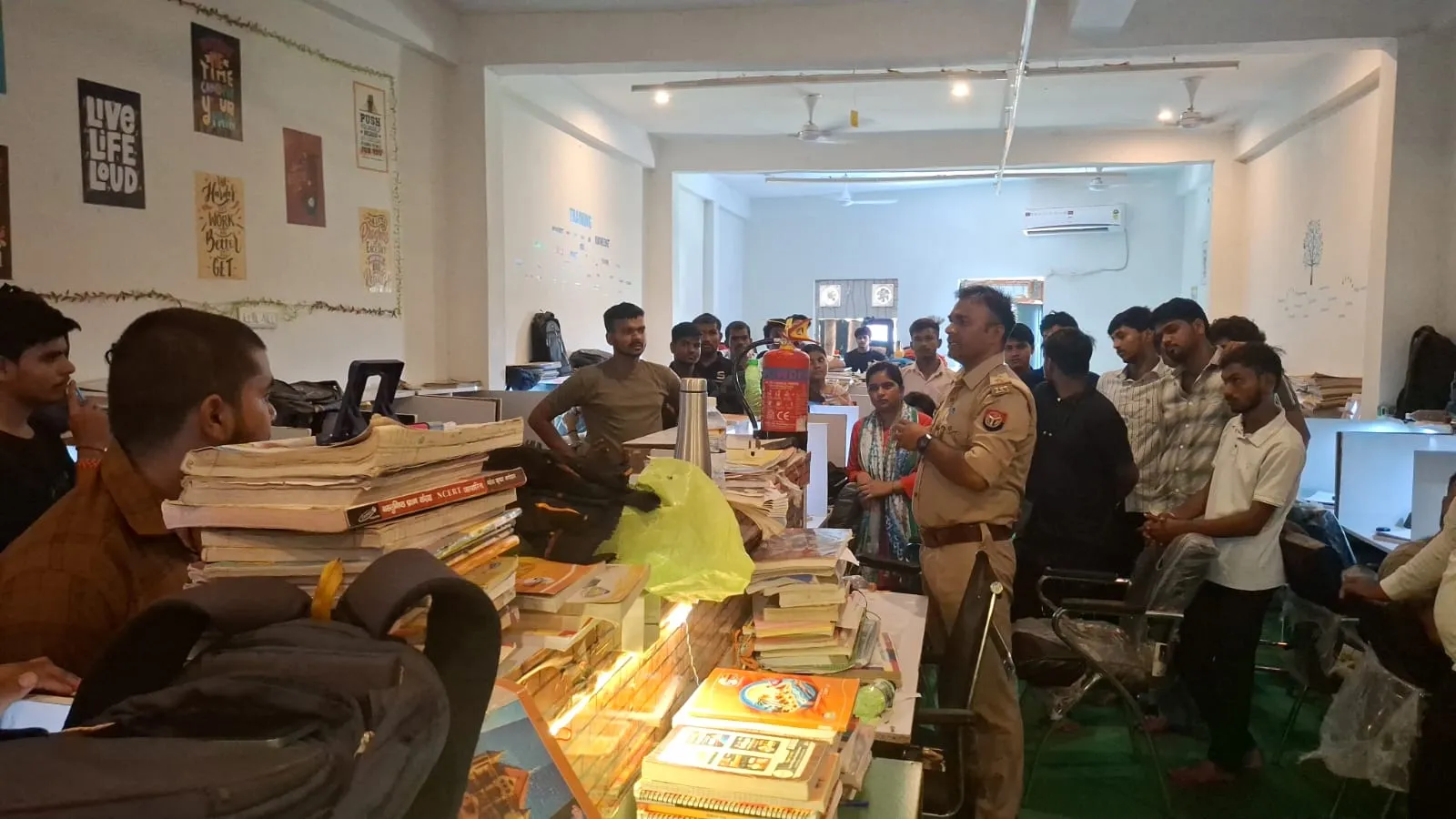 अग्निकांड के बाद फायर विभाग ने लाइब्रेरी और कोचिंग संस्थानों का किया निरीक्षण
