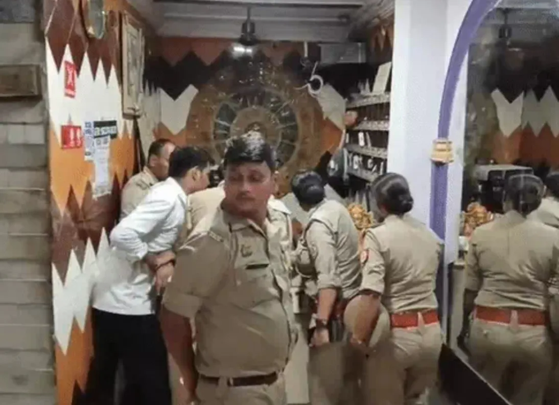 यूपी की जिला पंचायतों में नया प्रयोग
