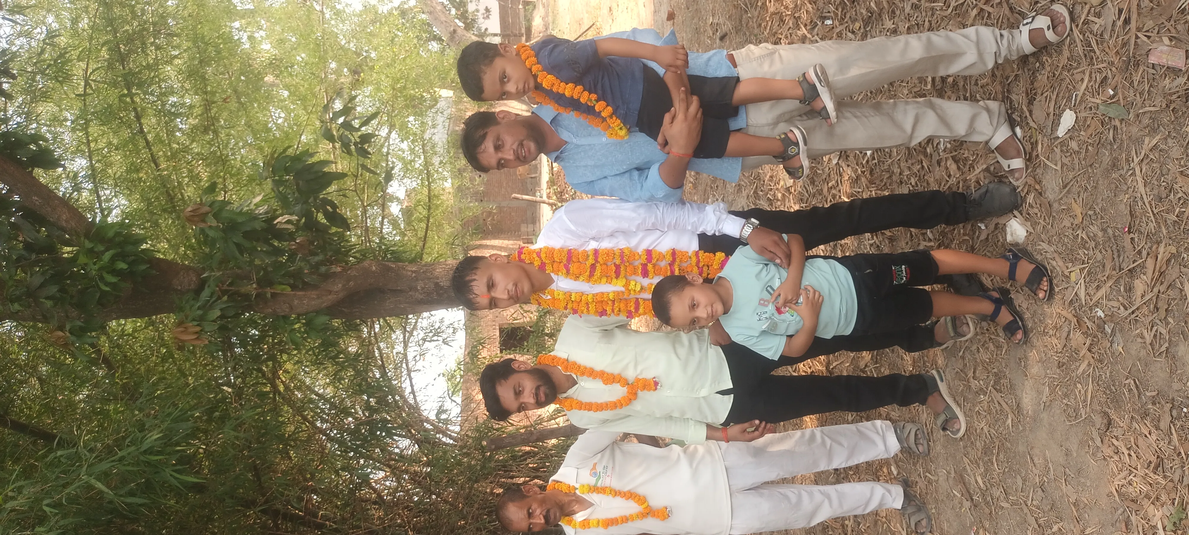 किसान के बेटे ने बढ़ाया गोंडा का गौरव, अग्निवीर जीडी में चयनित होकर देश सेवा के लिए नागपुर रवाना