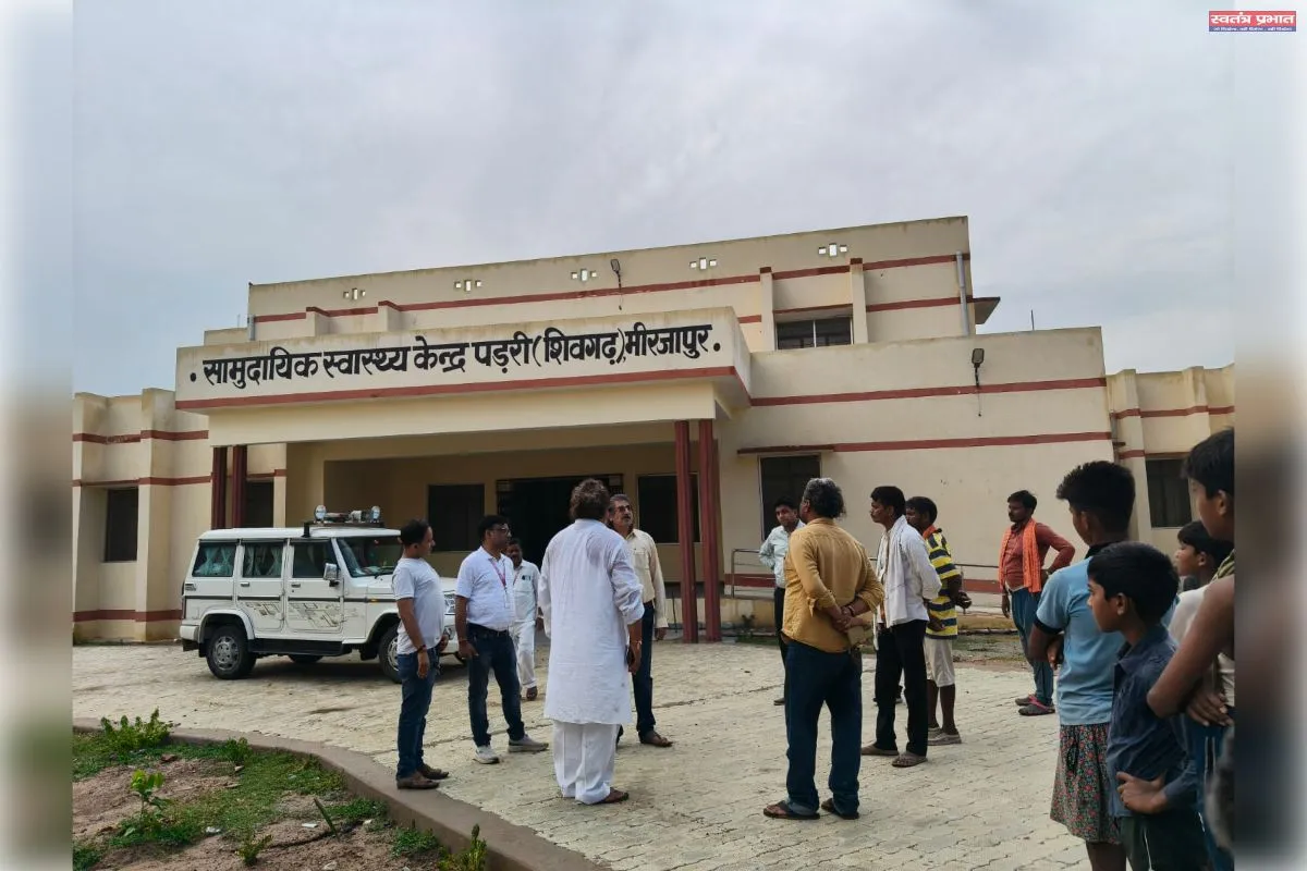 सीएमओ का औचक निरीक्षण: पड़री में जांची ओपीडी, लैब, वार्ड व डिलीवरी रूम; शिवगढ़ अस्पताल में घटिया निर्माण व अधूरे कार्य पर ठेकेदार को फटकार, मानक पूरा होने पर ही हैंडओवर का निर्देश