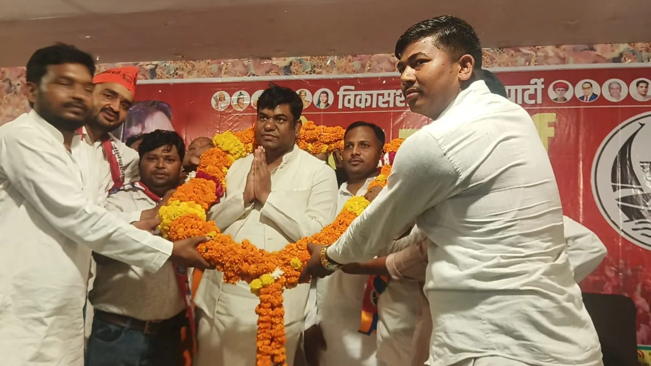 पूरे उत्तर प्रदेश में गंगाजल हाथ में लेकर निषाद समाज लेगा संकल्प—'आरक्षण नहीं तो वोटनहीं