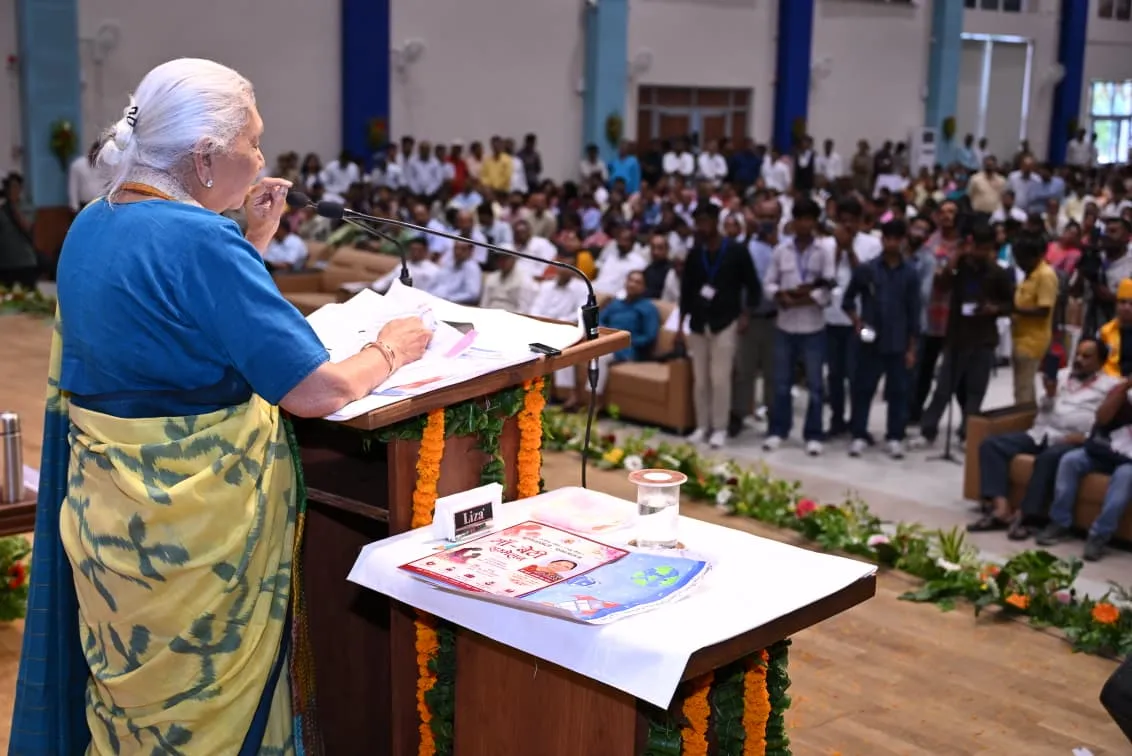 राज्यपाल  की अध्यक्षता में  (रज्जू भय्या) विश्वविद्यालय  का नवम दीक्षांत समारोह संपन्न।