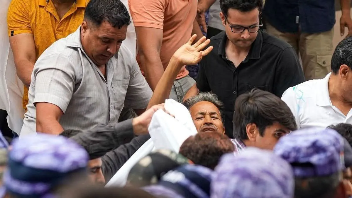 सोनम वांगचुक को बलपूर्वक गिरफ्तार करना लोकतंत्र को समाप्त करने का संकेत - भागीरथी सिंह मौर्य