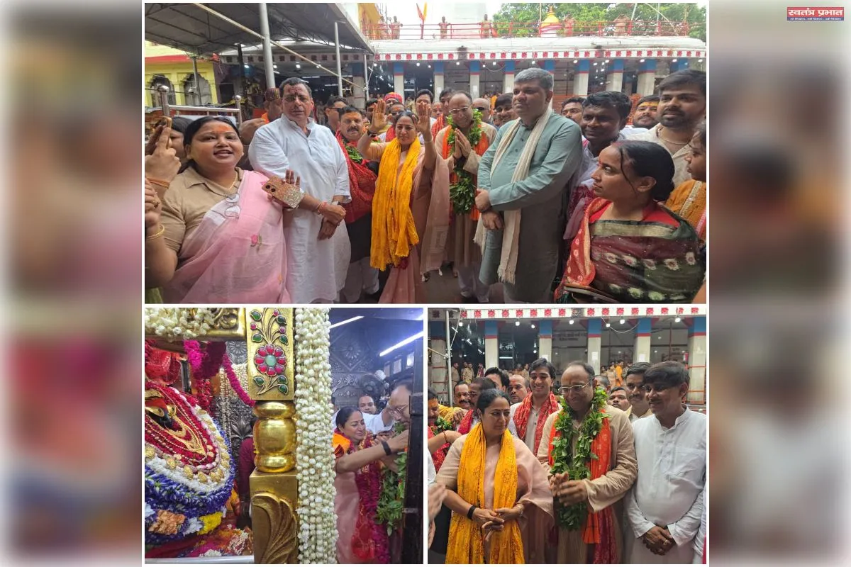 दिल्ली की मुख्यमंत्री श्रीमती रेखा गुप्ता ने सपरिवार विंध्यवासिनी देवी का किया दर्शन-पूजन