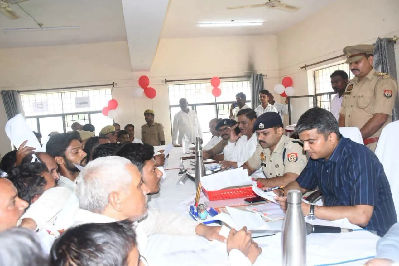 कोरांव सम्पूर्ण समाधान दिवस में 642 शिकायतें पहुंची।