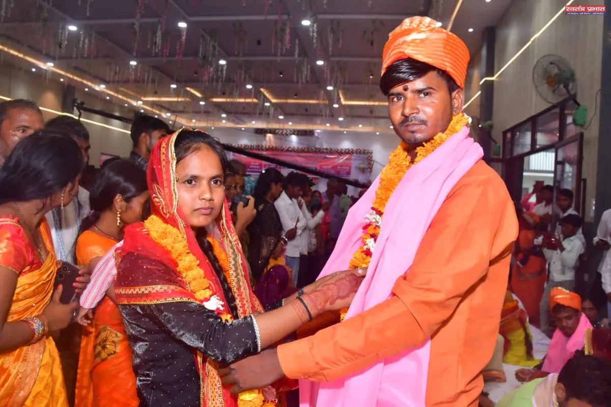 मुख्यमंत्री सामूहिक विवाह योजना: उतरौला में 48 जोड़े परिणय सूत्र में बंधे