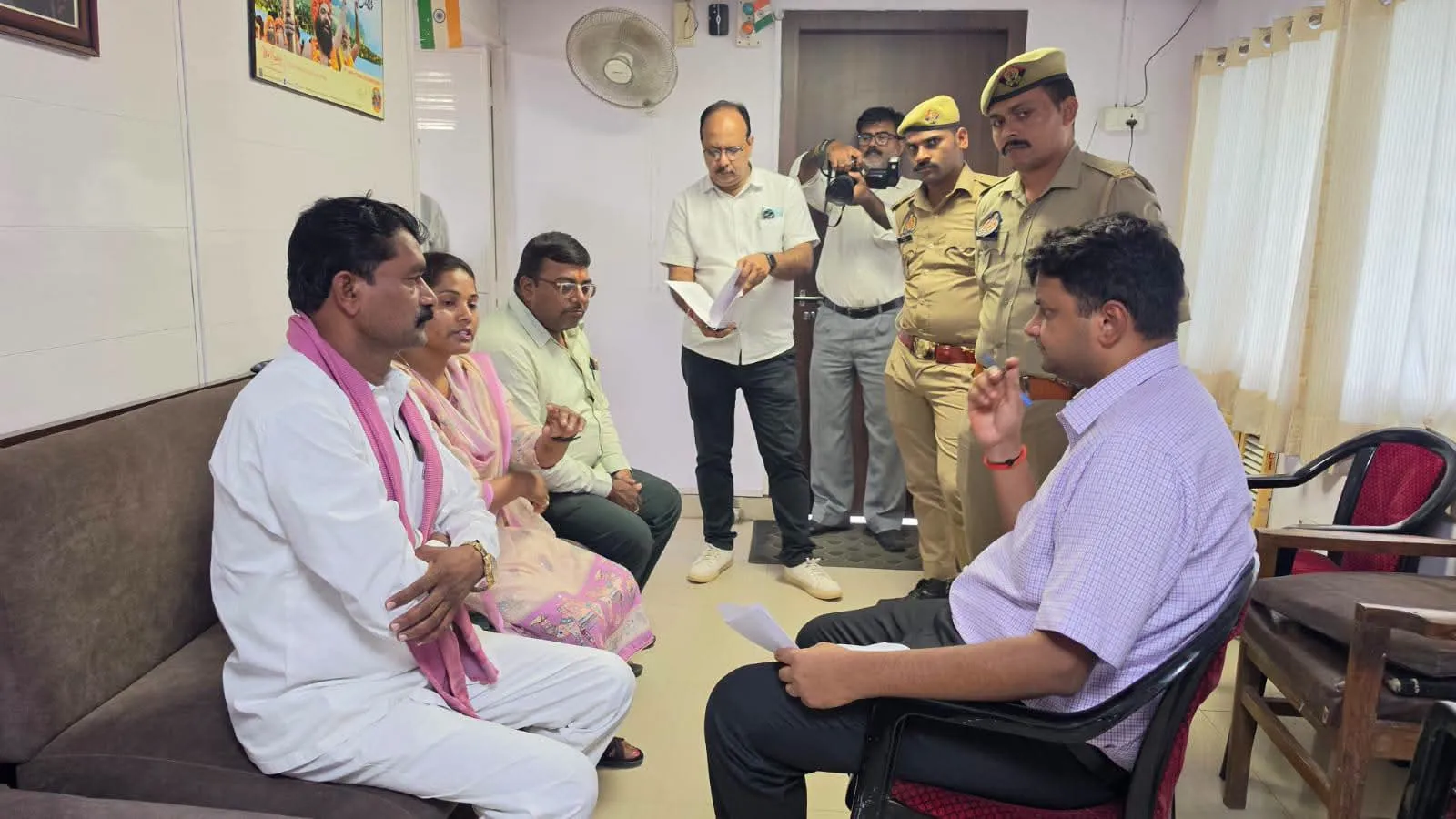 अधिकारियों को दिए त्वरित निस्तारण के निर्देश।