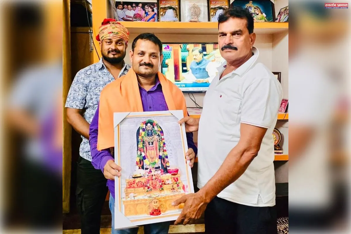 पत्रकारिता से शिक्षा जगत तक: वरिष्ठ पत्रकार मुकेश मिश्रा बने टीजीटी हिंदी प्रवक्ता