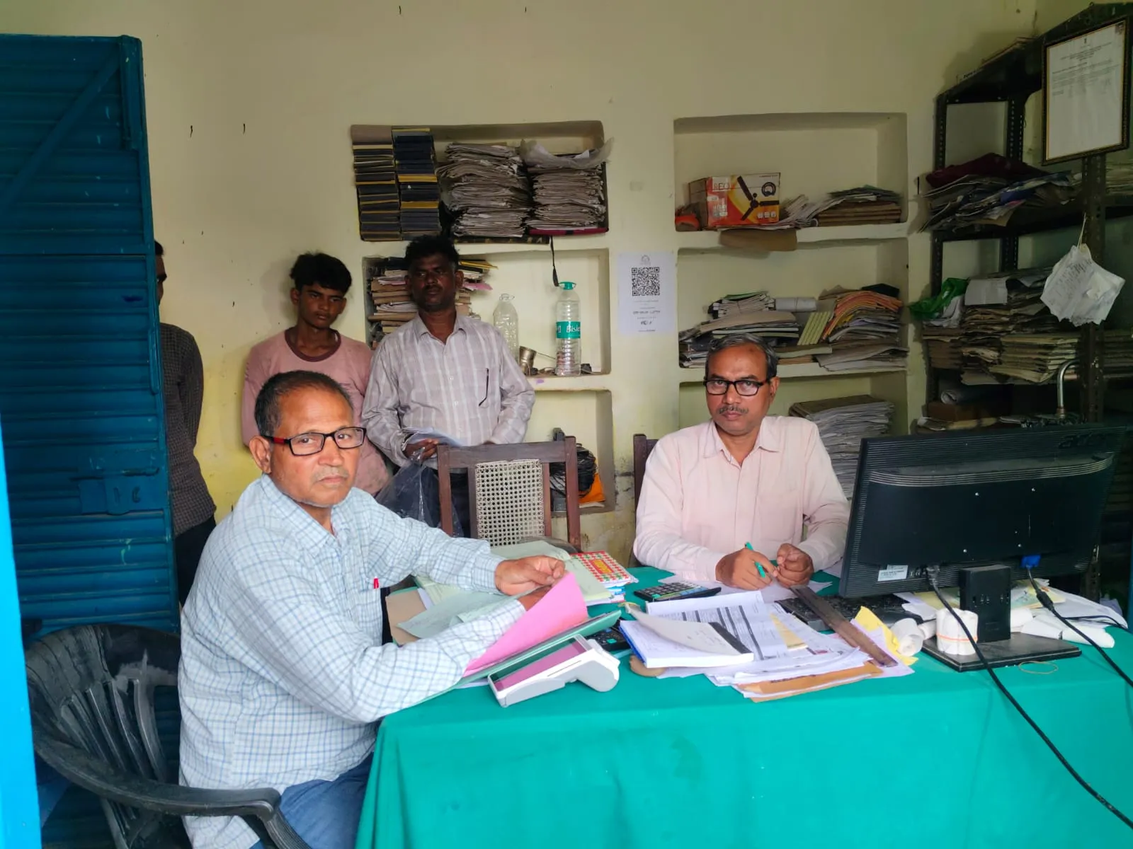 एडीसीओ सदर ने किया बहुआर बीपैक्स का निरीक्षण, दिये आवश्यक दिशा निर्देश