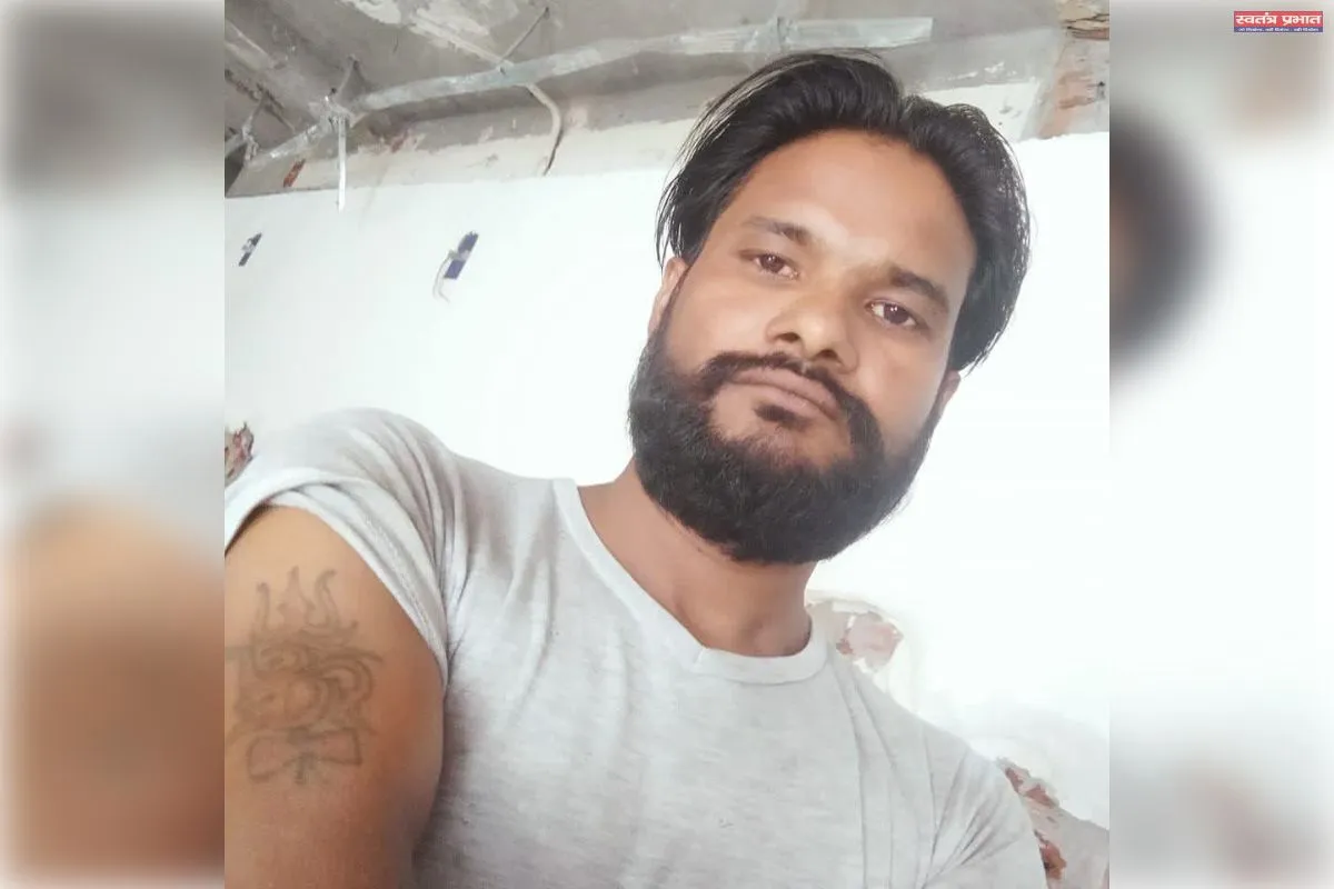 सड़क किनारे खड़े ट्रक से टकराई बाइक, 45 वर्षीय अधेड़ की मौत