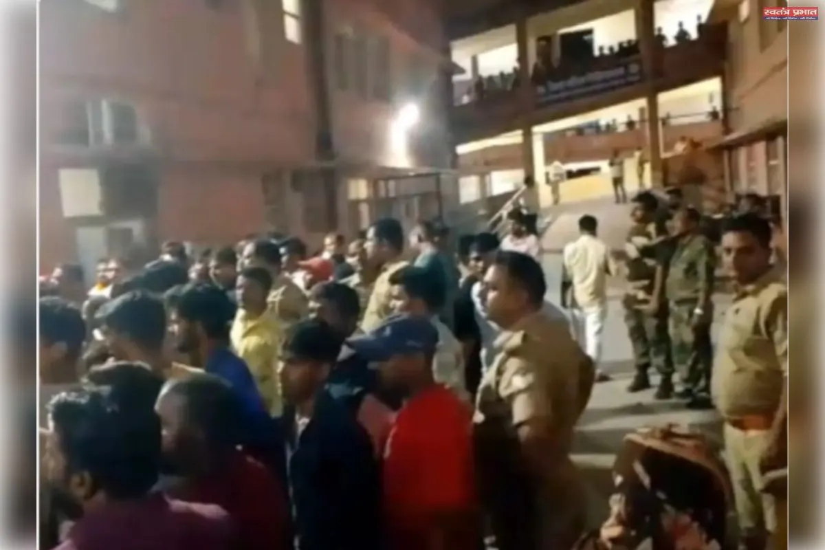 मंडलीय अस्पताल में प्रसव के दौरान जच्चा बच्चा की मौत परिजनों ने किया हंगामा डॉक्टरो के उपर लापरवाही का लगाया आरोप।