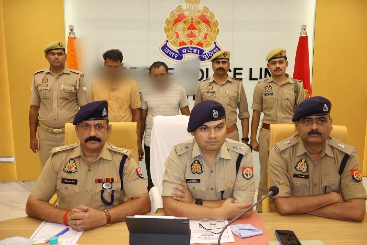 रॉबर्ट्सगंज पुलिस की बड़ी कार्यवाही ,नकली शराब बनाने वाले अंतर्राज्यीय गिरोह का भंडाफोड़