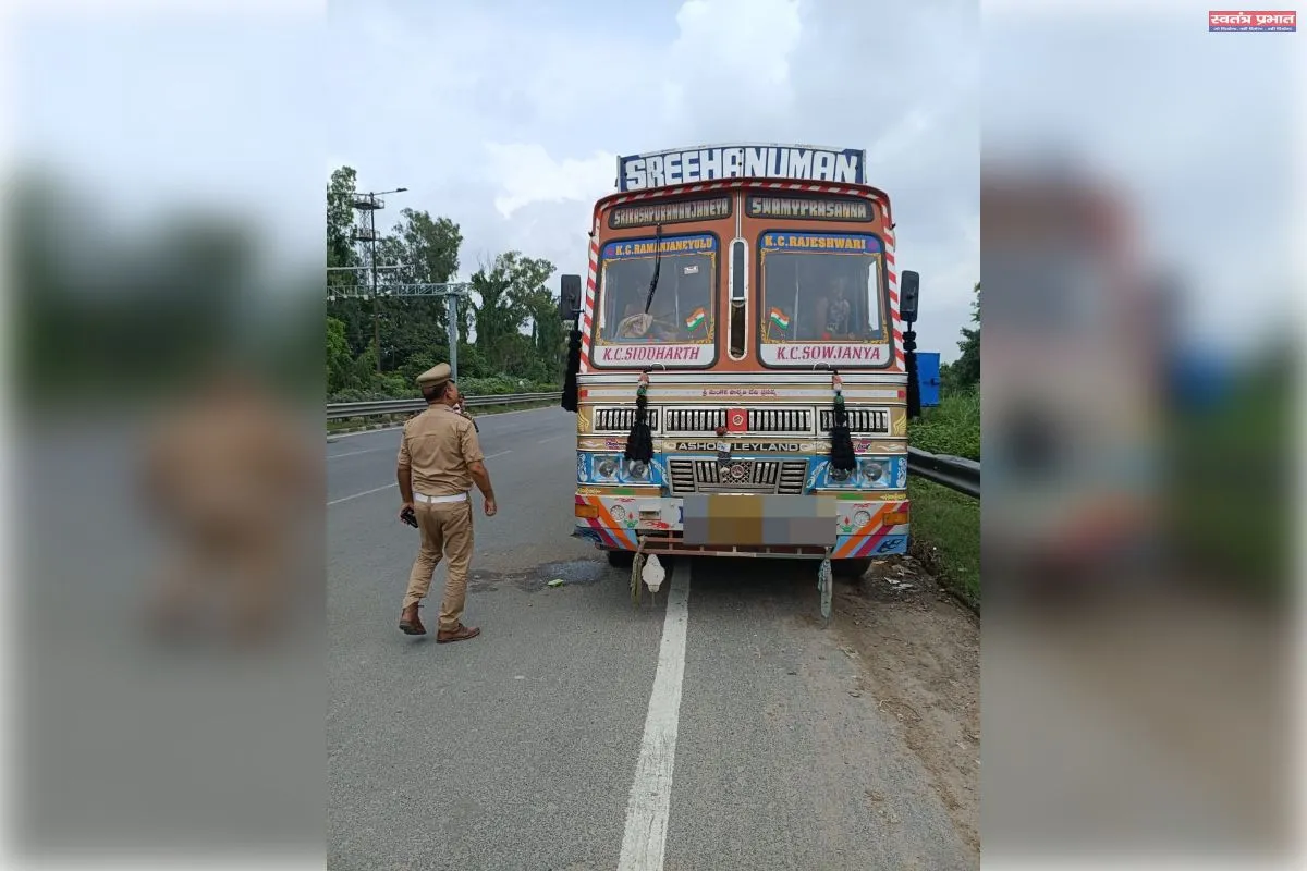 हाईवे किनारे खड़े 162 वाहनों पर बड़ी कार्यवाही 