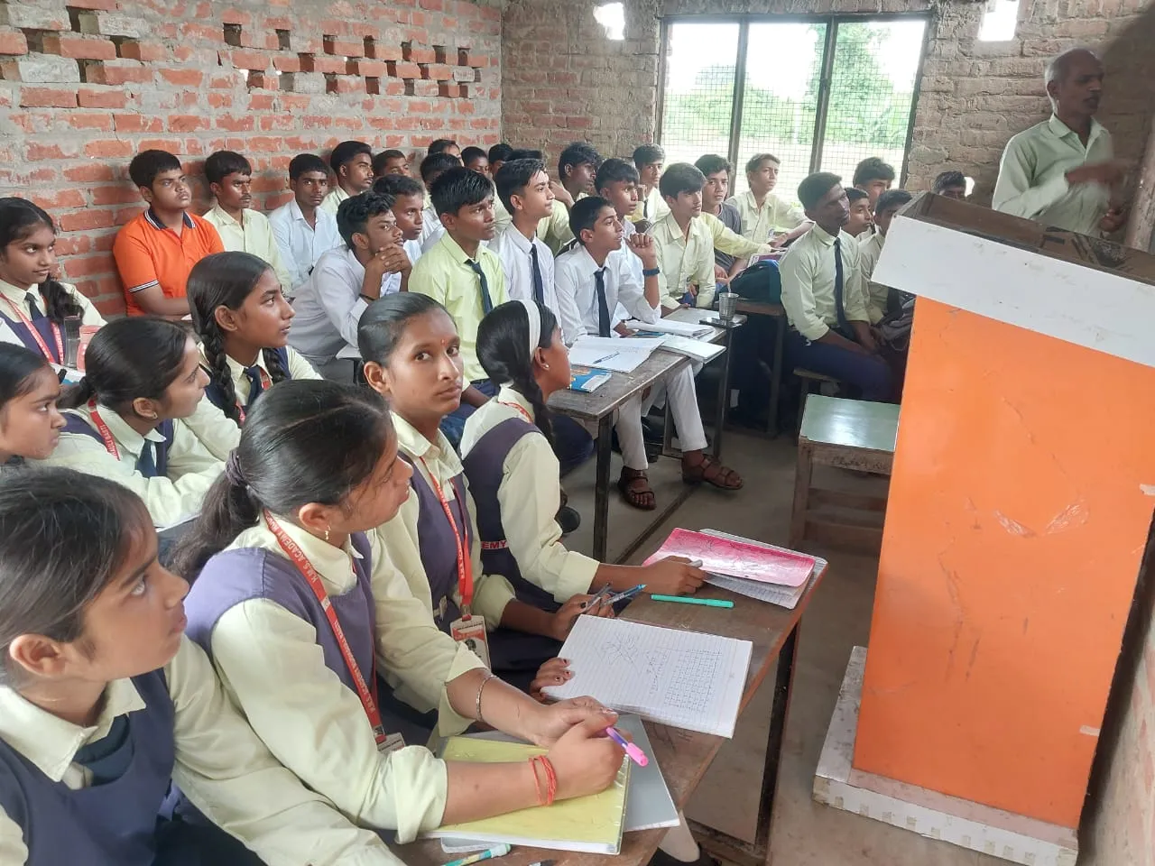 वैदिक गणित, नवाचार एवं करियर मार्गदर्शन सत्र का एचएमएस एकेडमी में हुआ सफल आयोजन