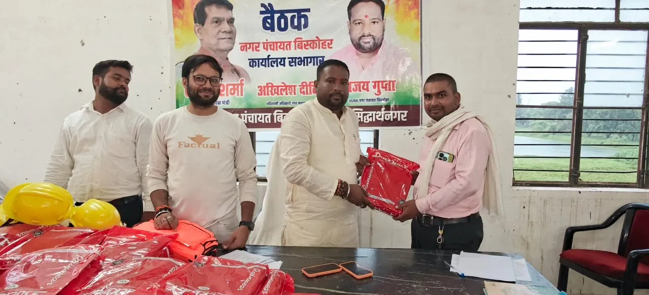 नगर पंचायत के वार्डो में विशेष साफ -सफाई कार्य करने का निर्देश