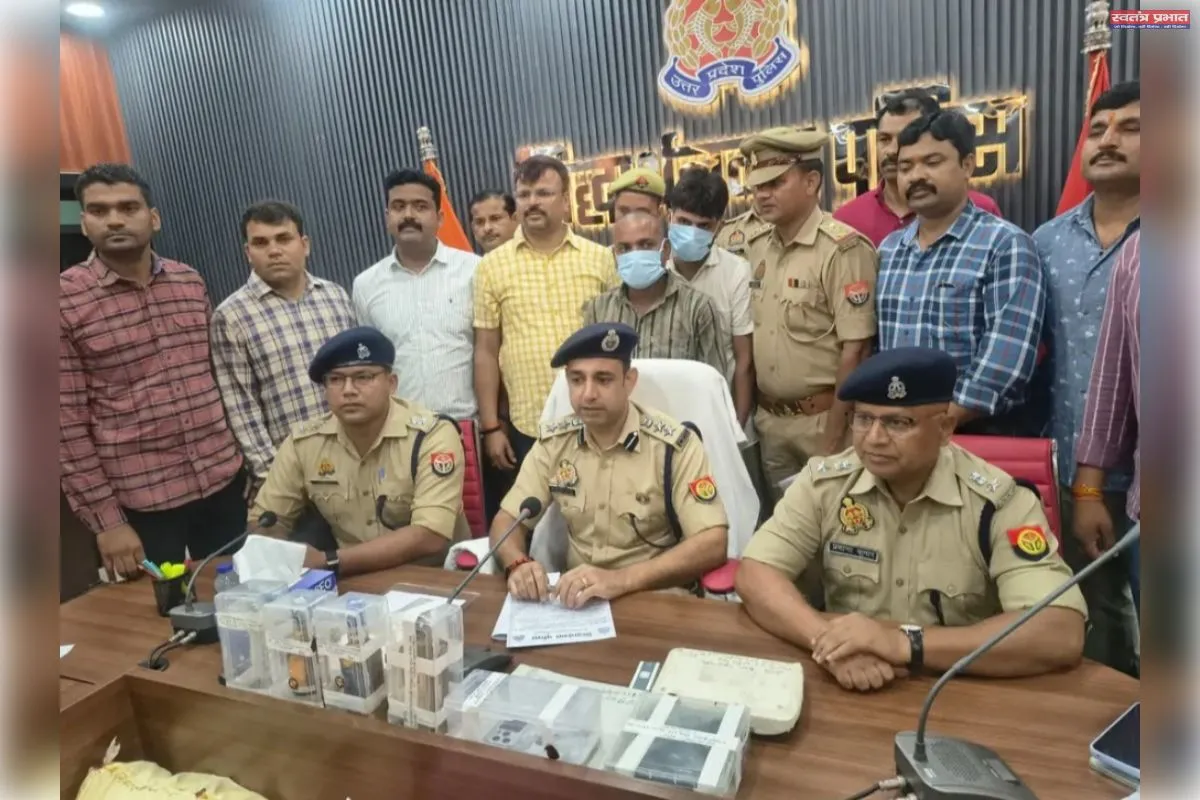 सिद्धार्थनगर में नकली अंग्रेजी शराब बनाने का भंडाफोड़