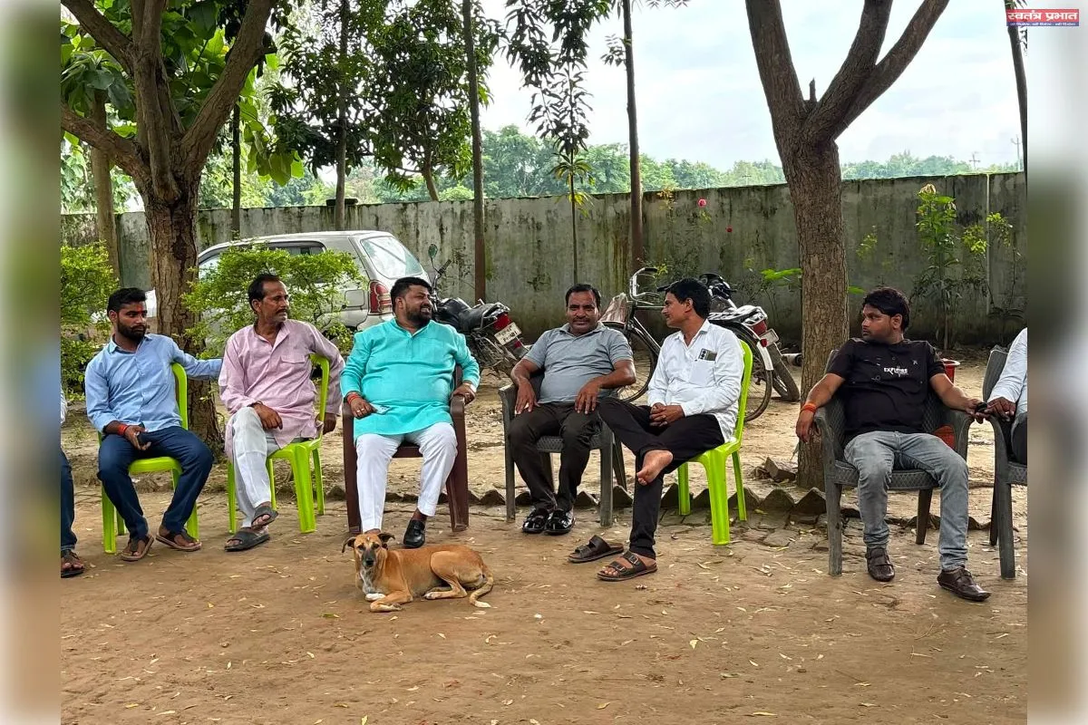 184 विधानसभा जगदीशपुर भ्रमण के दौरान युवा भाजपा नेता रोहित पासी ने  लोगों का जाना कुशलक्षेम 
