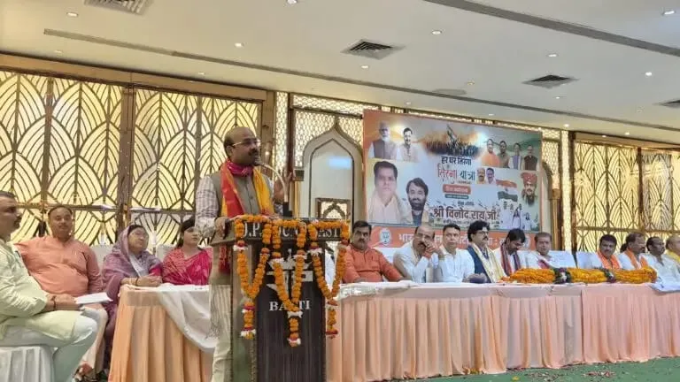 भाजपा क्षेत्रीय अध्यक्ष विनोद राय का बस्ती में प्रथम आगमन पर भव्य स्वागतराजनीति