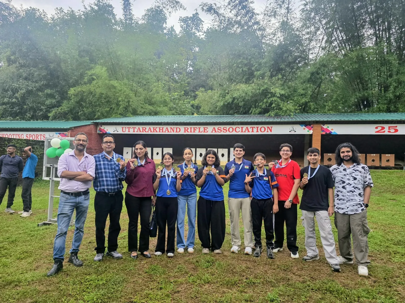 स्नाइपर शूटिंग अकादमी के खिलाड़ियों ने प्रतियोगिता में कुल 66 पदक हासिल किए। इनमें 33 स्वर्ण पदक, 25 रजत पदक और 8 कांस्य पदक शामिल हैं।