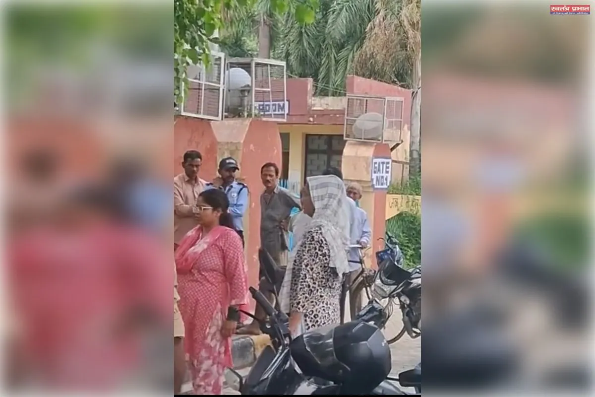 बस में महिला यात्री के लाखों के जेवरात चोरी