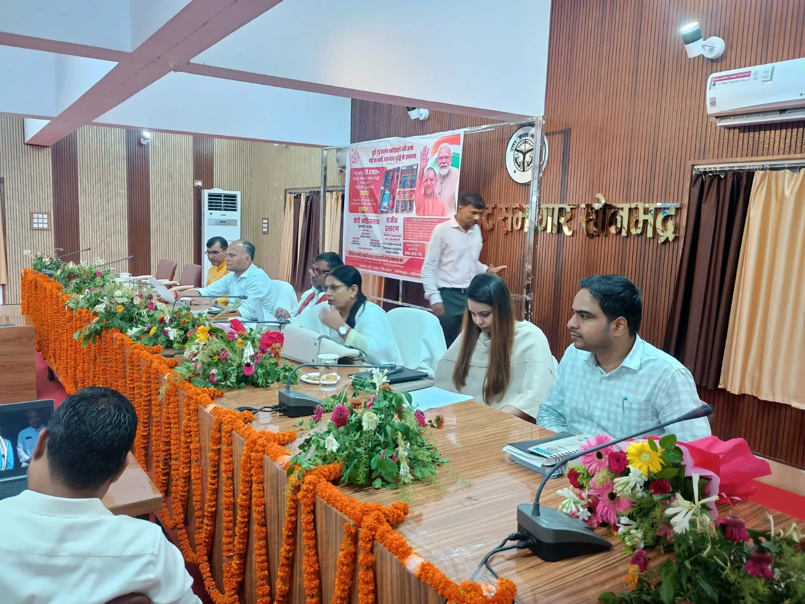 राशन कोटेदारों को मुख्यमंत्री योगी आदित्यनाथ की बड़ी सौगात, लाभांश रूपाया 90 से बढ़ाकर रूपाया 125 प्रति कुंतल