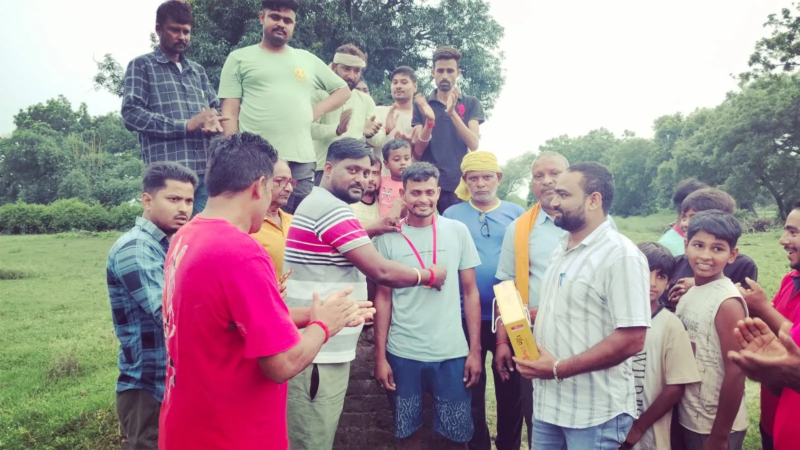 नाग पंचमी पर काल्हीगांव में सजा अखाड़ा,युवाओं ने दिखाया दमखम