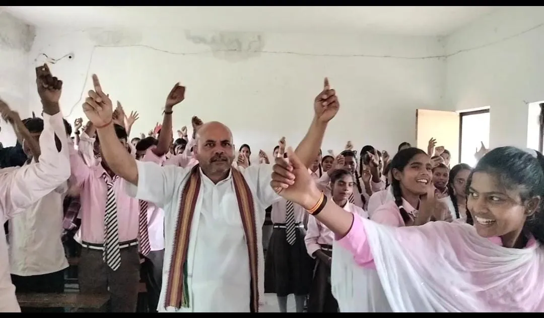 युवा शक्ति को राष्ट्र निर्माण की दिशा में आगे बढ़ना चाहिए : चन्द्रमणि पाण्डेय सुदामा