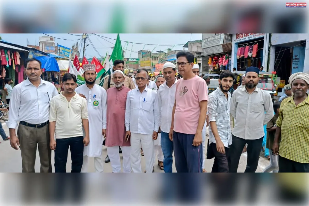 बारावफात पर निकला जुलूस-ए-मुबारक, अकीदतमंदों की उमड़ी भीड़