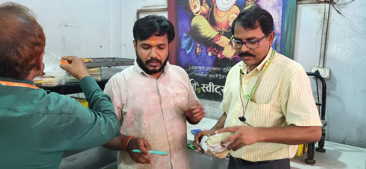 खाद्य सुरक्षा एवं औषधि प्रशासन विभाग की टीम ने किया 04 नमूनें संग्रहित, भेजा खाद्य विश्लेषक