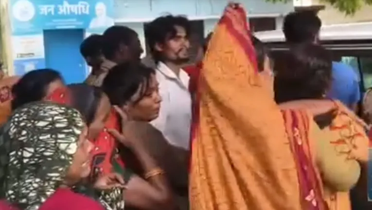 महमूदाबाद में मामूली विवाद ने लिया खूनी रूप