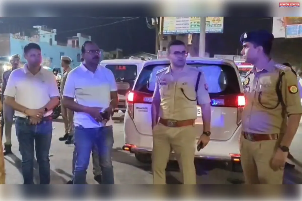 श्रावण मास के चौथे सोमवार को लेकर डीएम-एसएसपी ने किया कांवड़ मार्ग का निरीक्षण