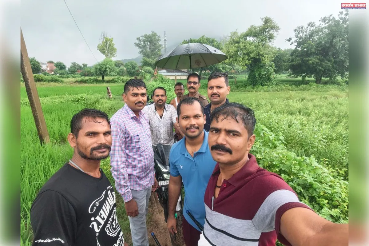 महुगड़ी में जंगली हाथी का आतंक, खेतों में रौंदी फसलें; वन विभाग की टीम रेस्क्यू में जुटी, ग्रामीणों में दहशत