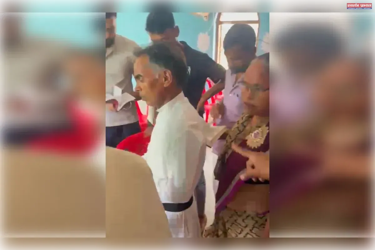 भदेसुवा के चर्च में धर्मांतरण की सूचना पर हंगामा, हिंदू संगठनों ने सभा का किया विरोध......
