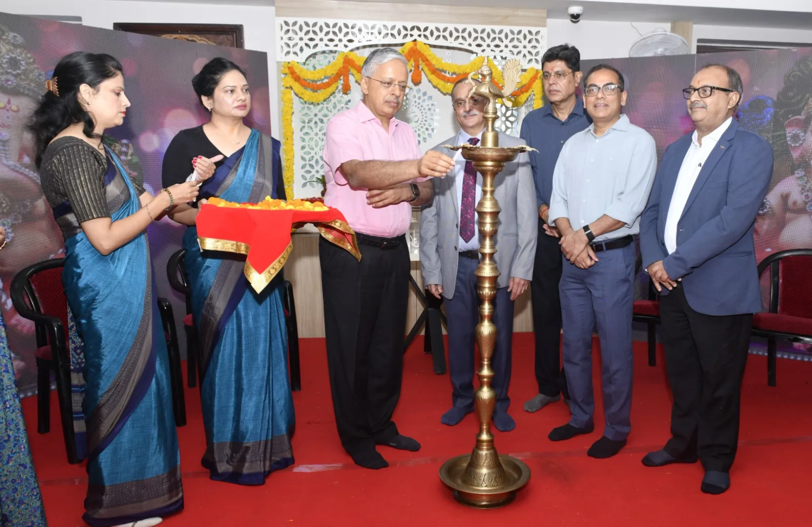 लखनऊ में मेडिकल टूरिज्म की अपार संभावनाएं, समन्वित रणनीति बनाने पर जोर: मुख्य सचिव
