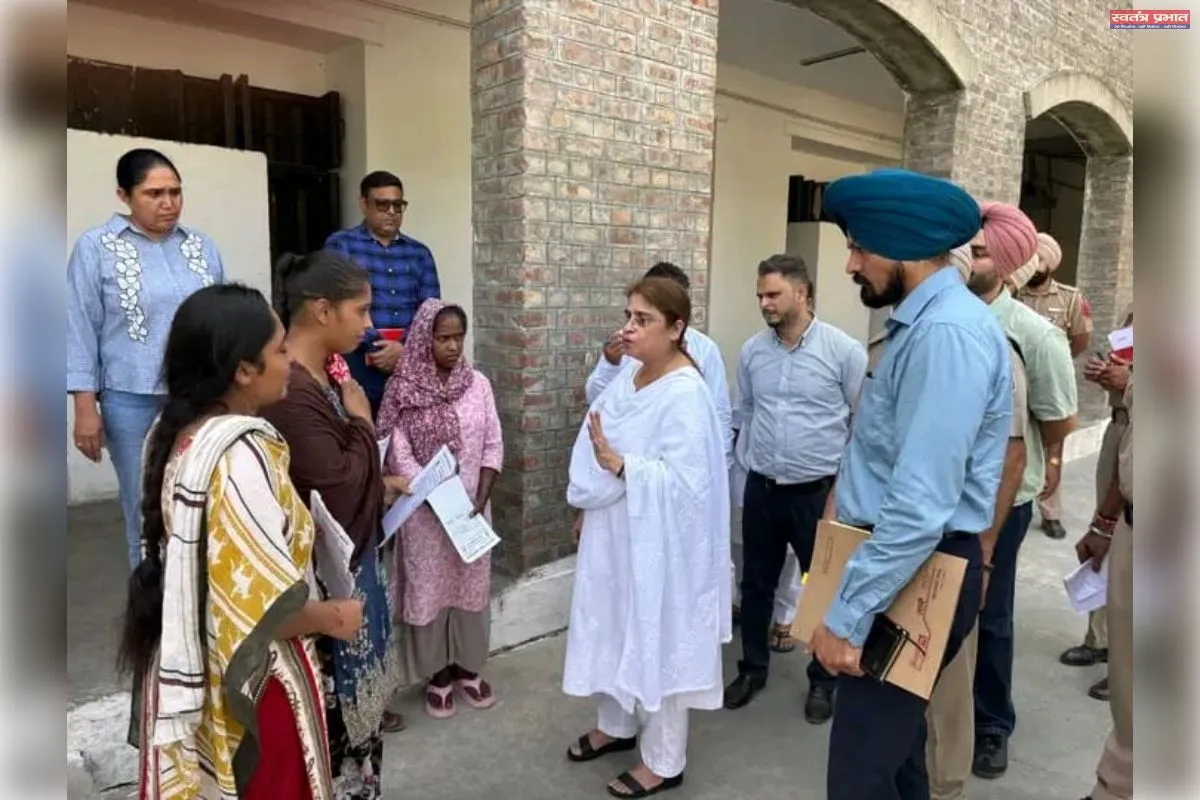 माननीय चेयरपर्सन, डिस्ट्रिक्ट लीगल सर्विसेज़ अथॉरिटी (DLSA)-कम-डिस्ट्रिक्ट एंड सेशंस जज, अमृतसर, जतिंदर कौर ने 31.08.2026 को सेंट्रल जेल, अमृतसर का दौरा किया और इंस्पेक्शन किया। इस मौके पर DLSA, अमृतसर के सेक्रेटरी, अमरदीप सिंह बैंस भी मौजूद थे।