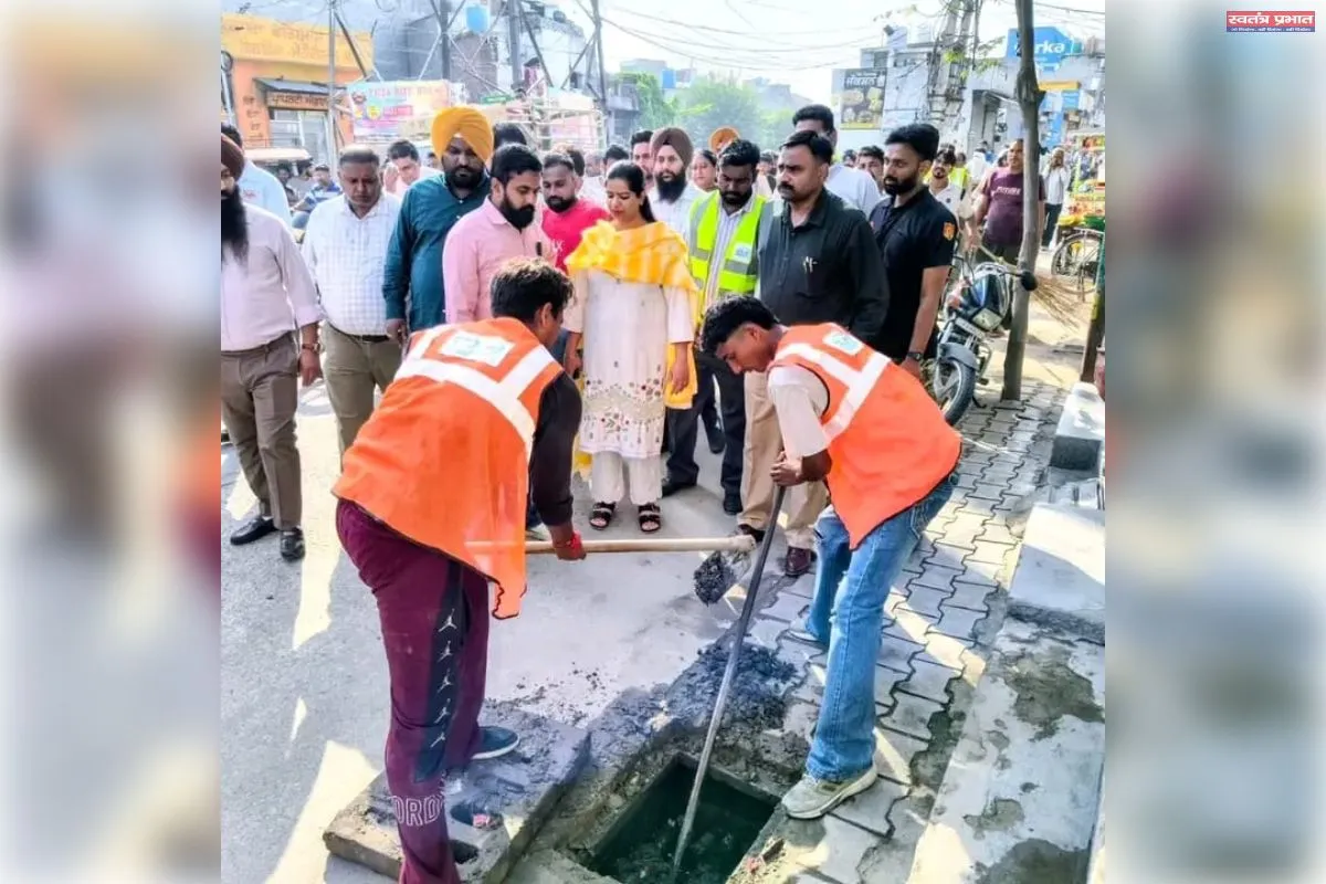 मेयर इंद्रजीत कौर ने जागरूकता-सह-सफाई अभियान का किया नेतृत्व