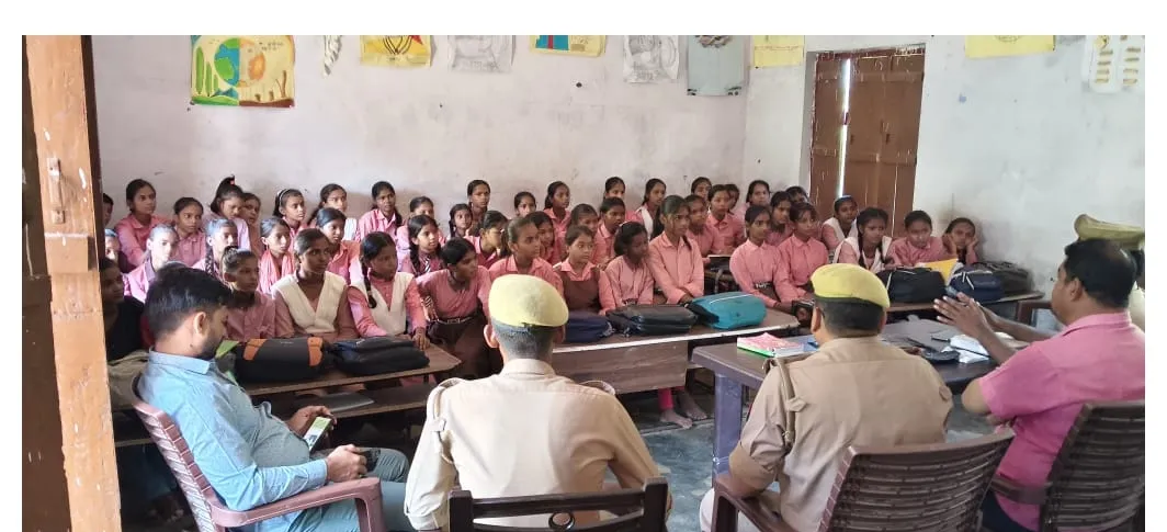 मिशन शक्ति अभियान के तहत महिलाओं  एवं बालिकाओं को दी गई जानकारी