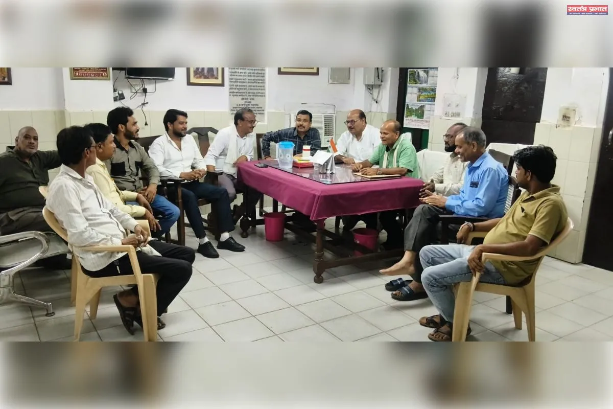 आउटसोर्सिंग कर्मचारियों के विषय में लिए गए निर्णय पर जवाहर भवन इंदिरा भवन कर्मचारी महासंघ