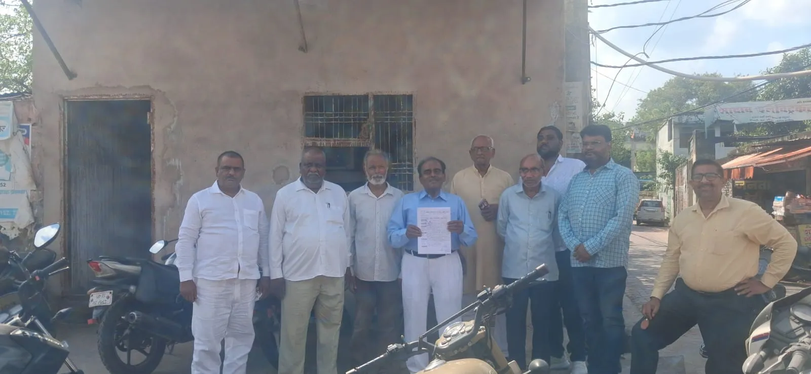 शिक्षा विभाग के मामले में उच्च न्यायालय के आदेश के अनुपालन पर हुई चर्चा