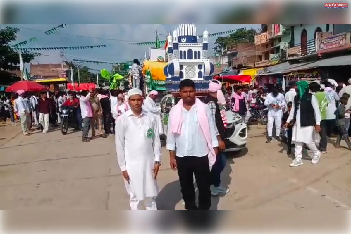 अकीदत के साथ निकाला गया जुलूस ए मोहम्मदी