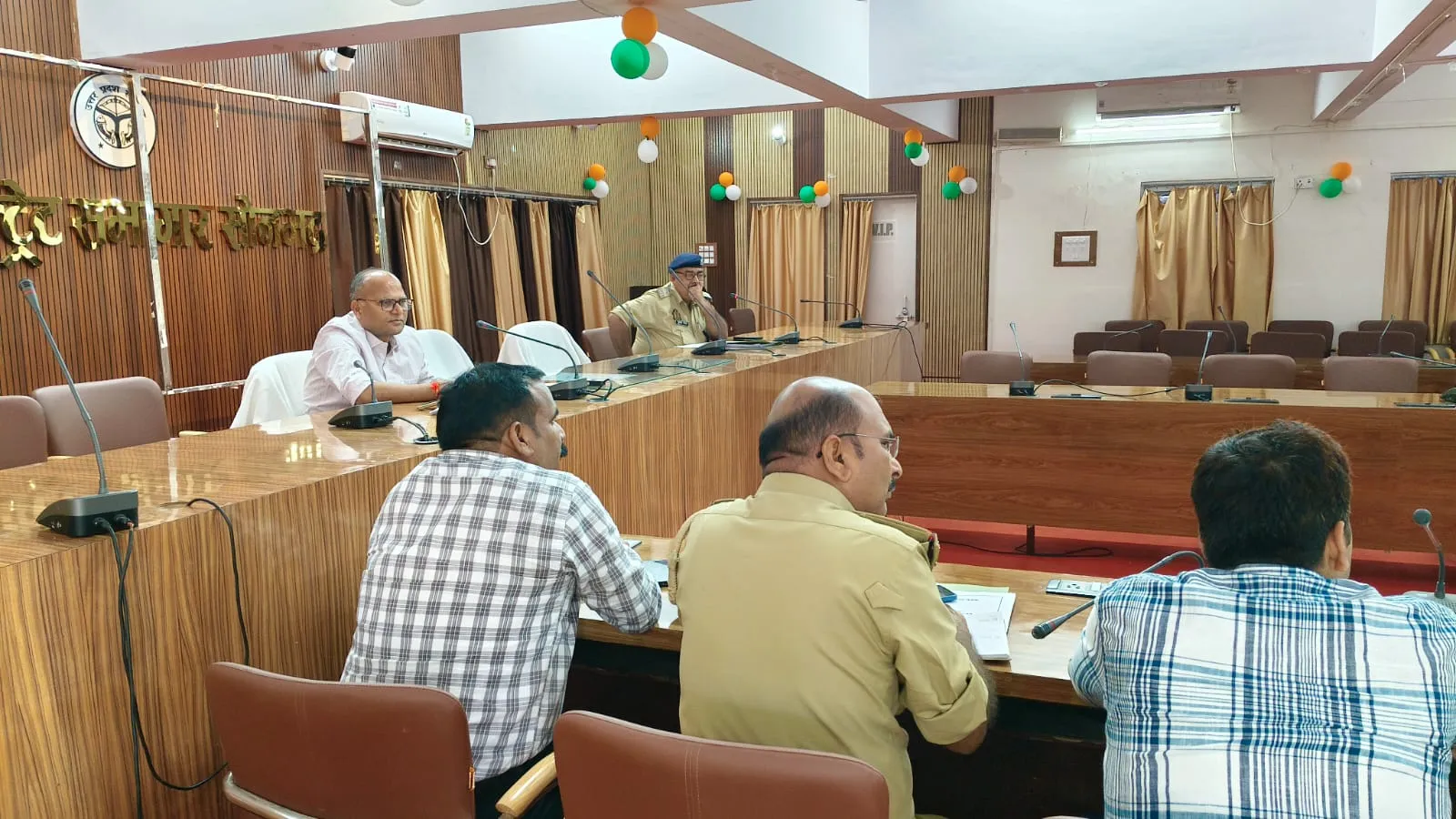 सड़क सुरक्षा समिति की बैठक संपन्न, दिये लापरवाही  पर कार्रवाई करने के निर्देश