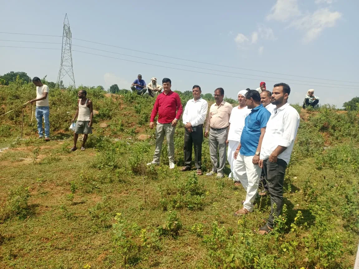 तीन साल तक फाइलों में दबा रहा विद्यालय निर्माण का सपना