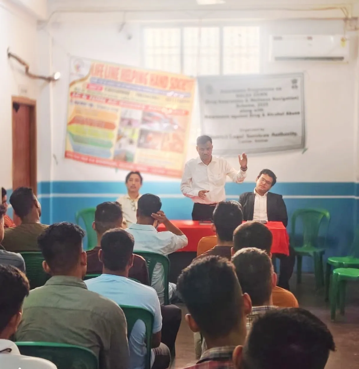 शिलचर में आयोजित एक जागरूकता कार्यक्रम में नशे के खिलाफ सामाजिक प्रतिरोध खड़ा करने का आह्वान