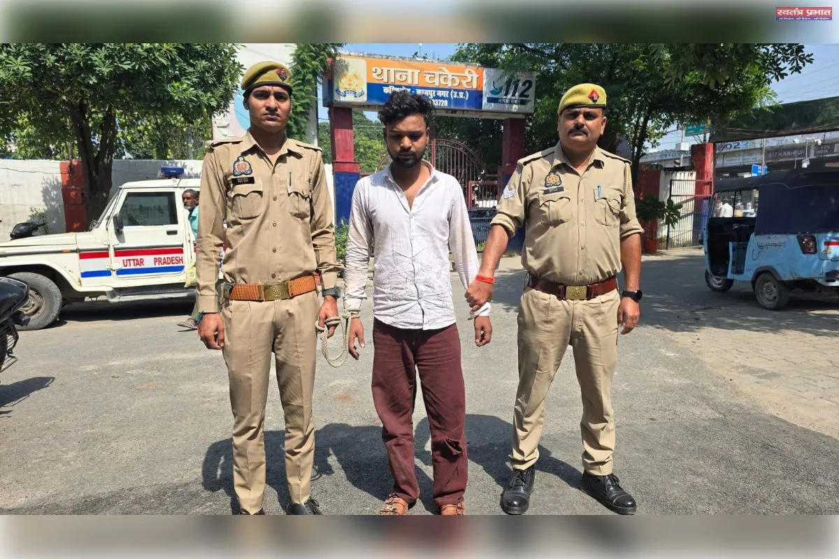 स्क्रैप गोदाम में चोरी का खुलासा