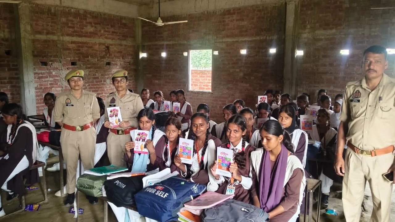 मिशन शक्ति अभियान के तहत महिलाओं और बालिकाओं को किया जागरूक